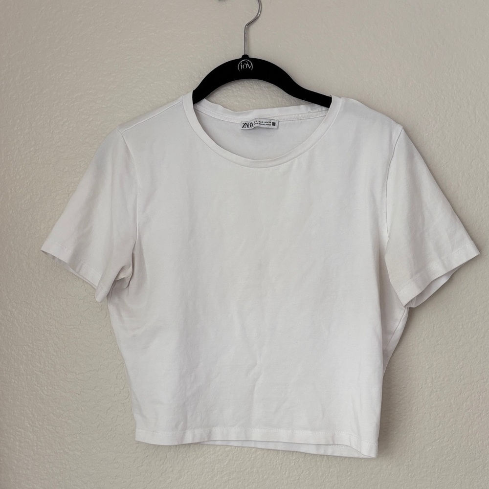 Basic white tee